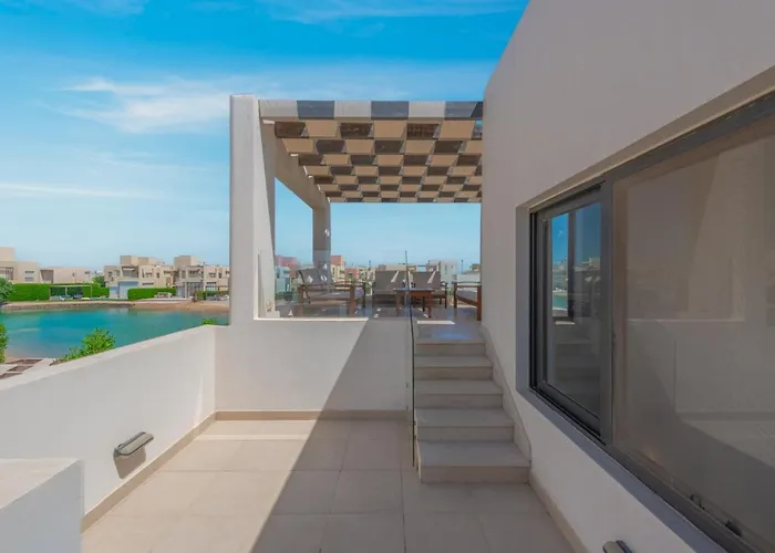 Beautiful 4br In Tawila El Gouna Private Pool&lagoon Access Villa